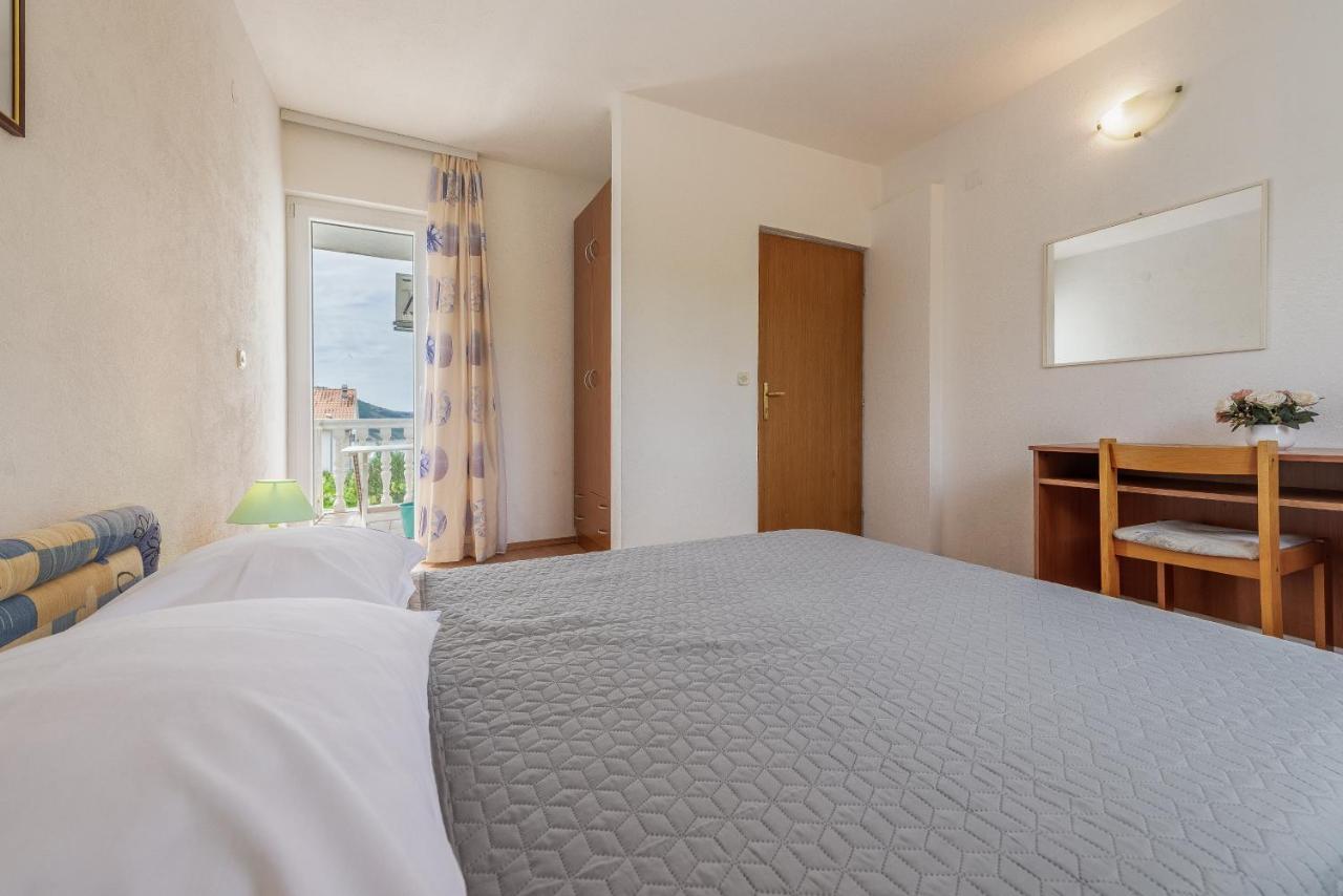 Olive Gardens Apartment Primosten Ngoại thất bức ảnh