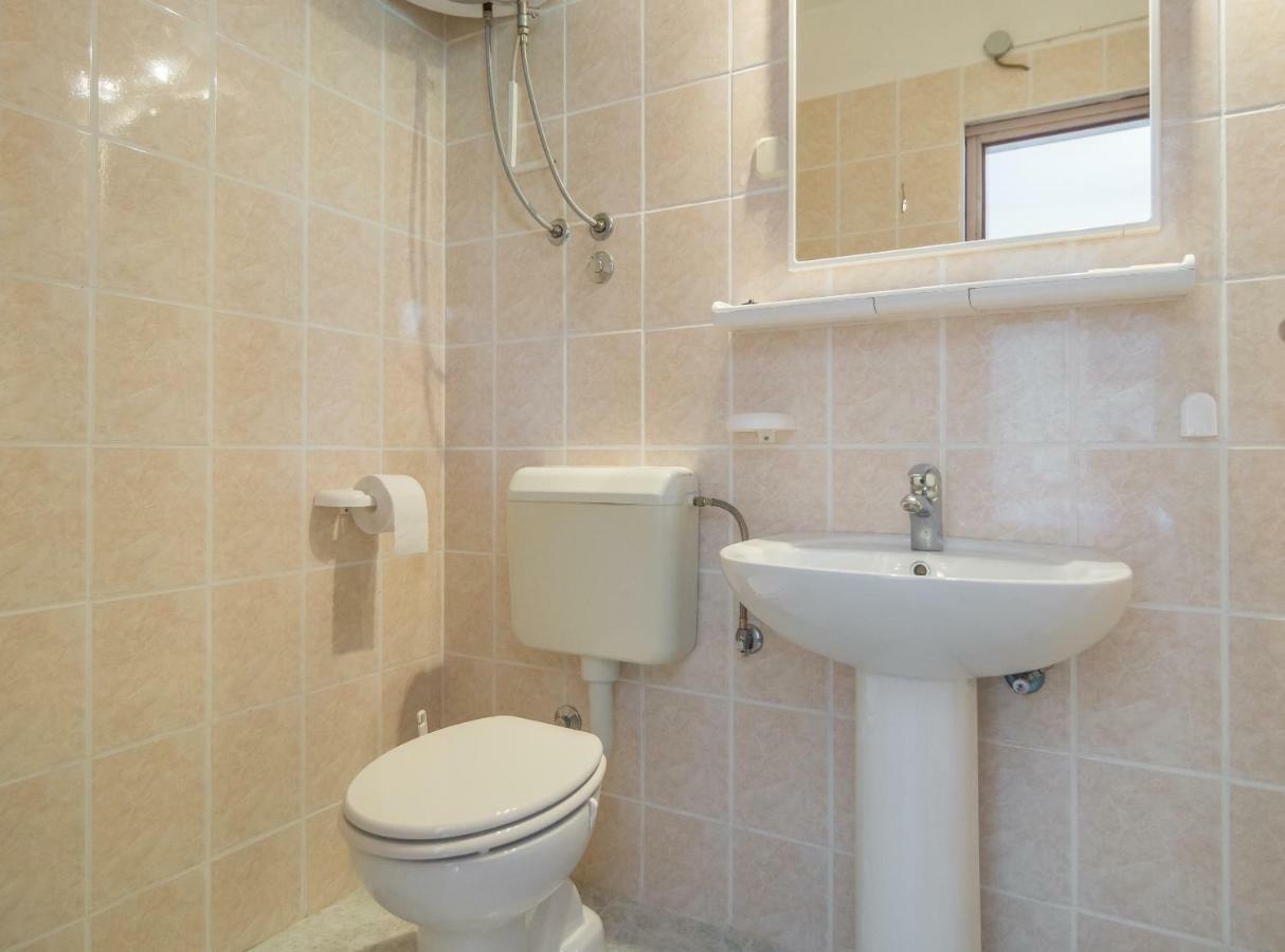 Olive Gardens Apartment Primosten Ngoại thất bức ảnh