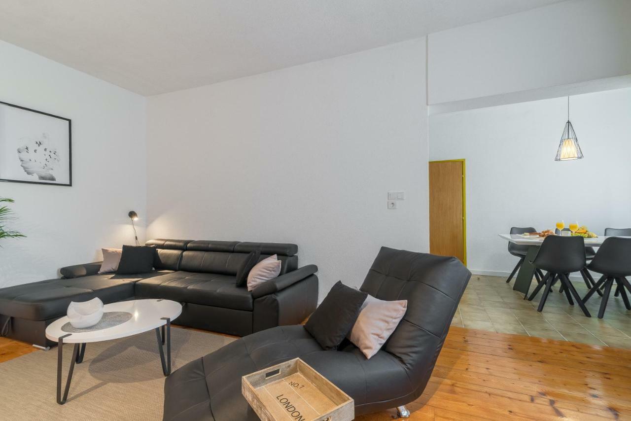 Olive Gardens Apartment Primosten Ngoại thất bức ảnh