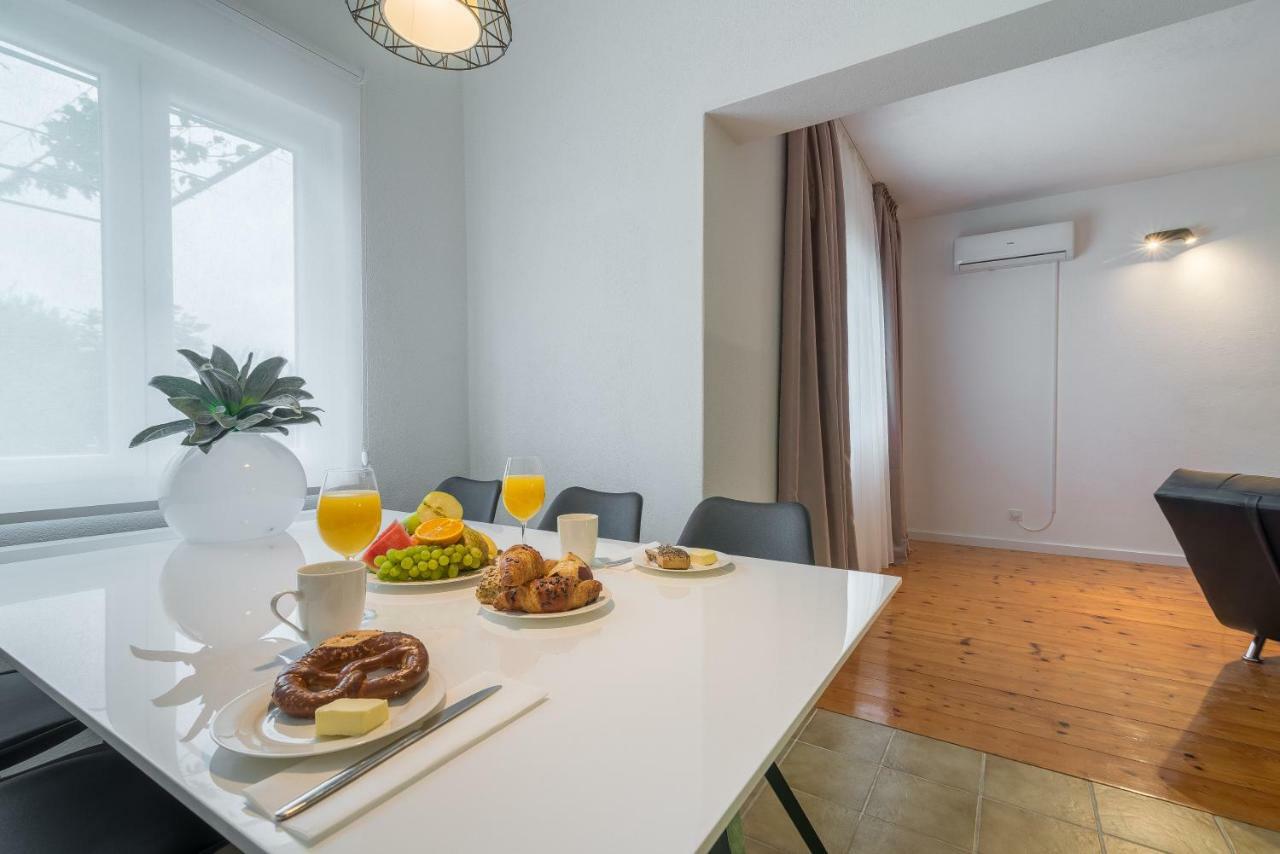 Olive Gardens Apartment Primosten Ngoại thất bức ảnh