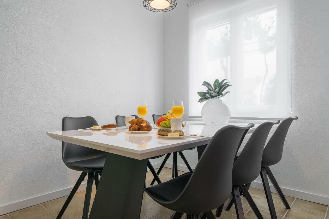 Olive Gardens Apartment Primosten Ngoại thất bức ảnh