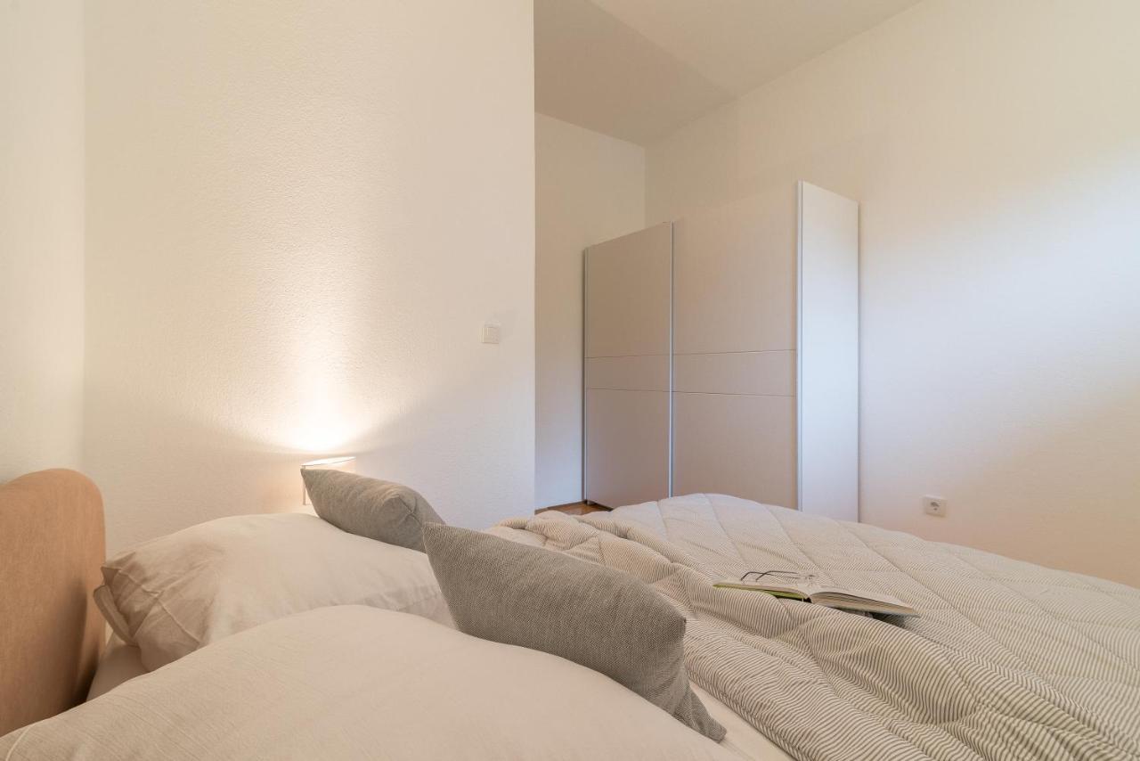 Olive Gardens Apartment Primosten Ngoại thất bức ảnh