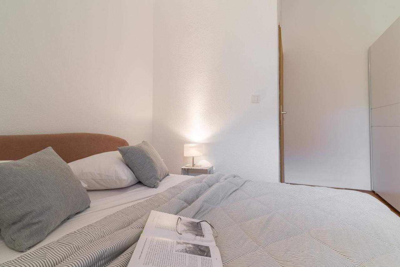 Olive Gardens Apartment Primosten Ngoại thất bức ảnh